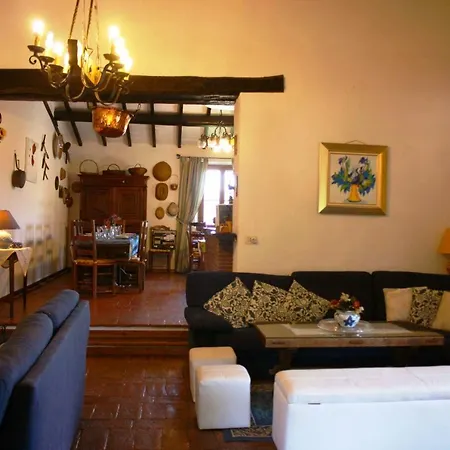 Sleeps 12 Pool Wifi וילה